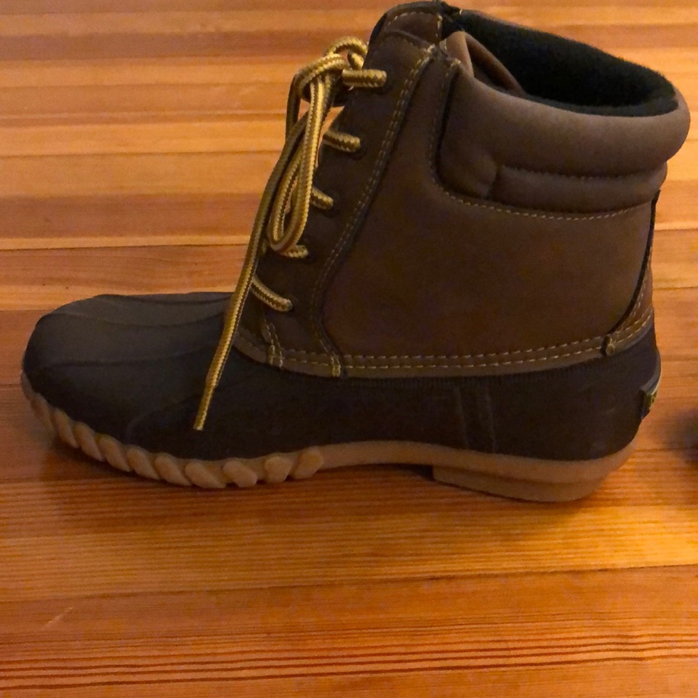 Winter boots NWOT - Picture 3 of 5